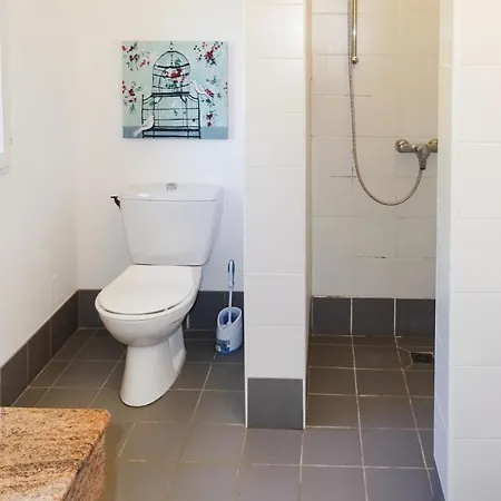 Pet Friendly In Prázdninový dům Ribaute